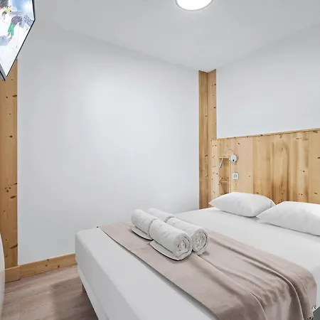 Moderne Proche Centre Et Pistes Avec Wifi Lägenhet